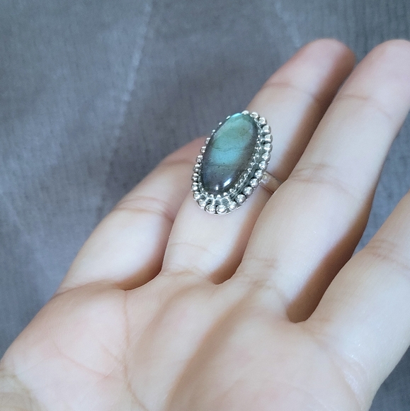 Shivam Labradorite Statement Ring💍 - Picture 4 of 16